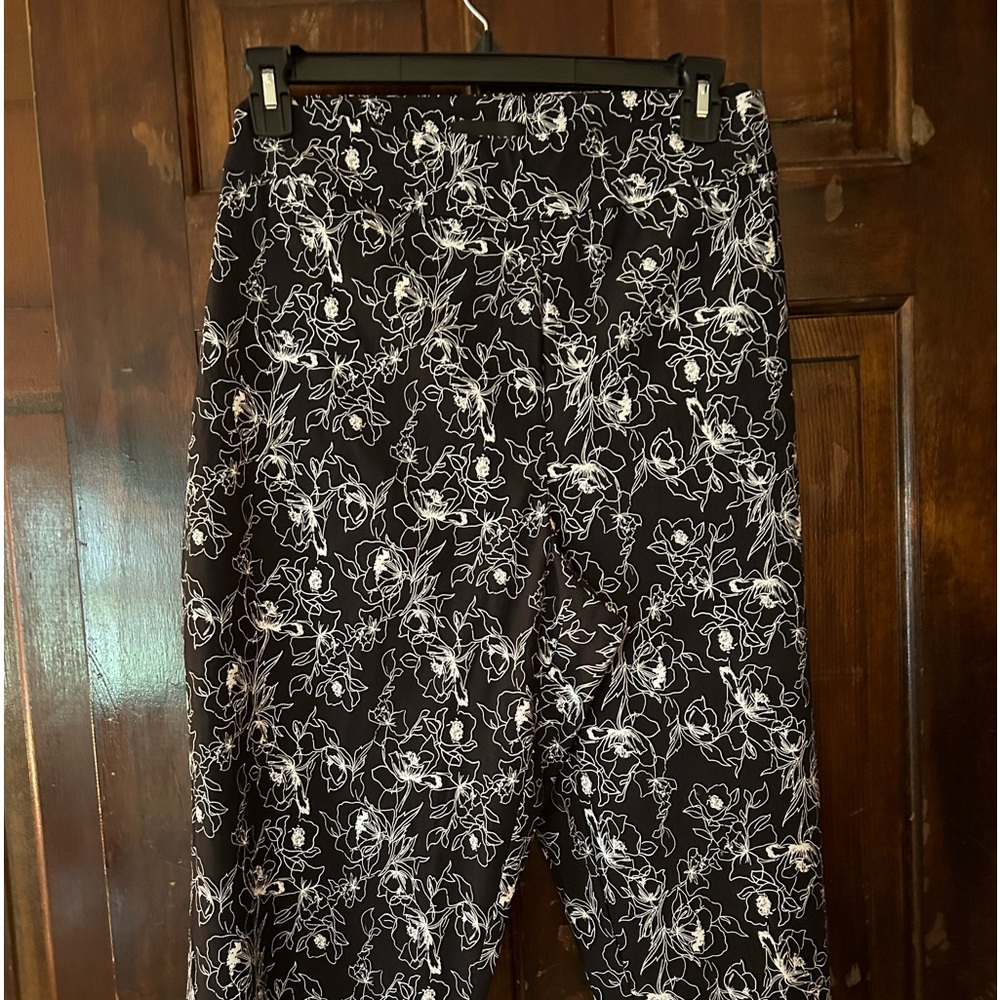 New with tags Premise Woman 3X cropped capris.